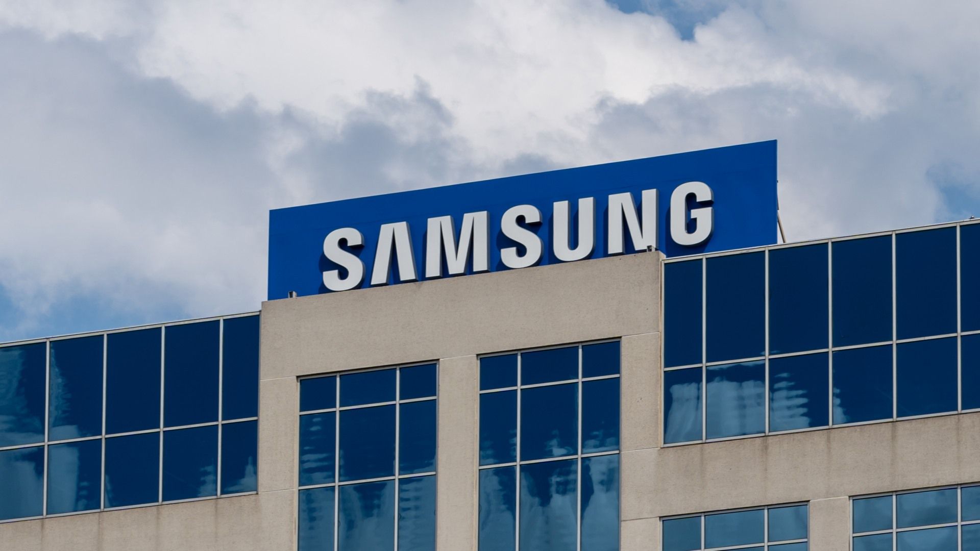 Galaxy S25, mesmo sendo mais do mesmo, aumenta receita da Samsung