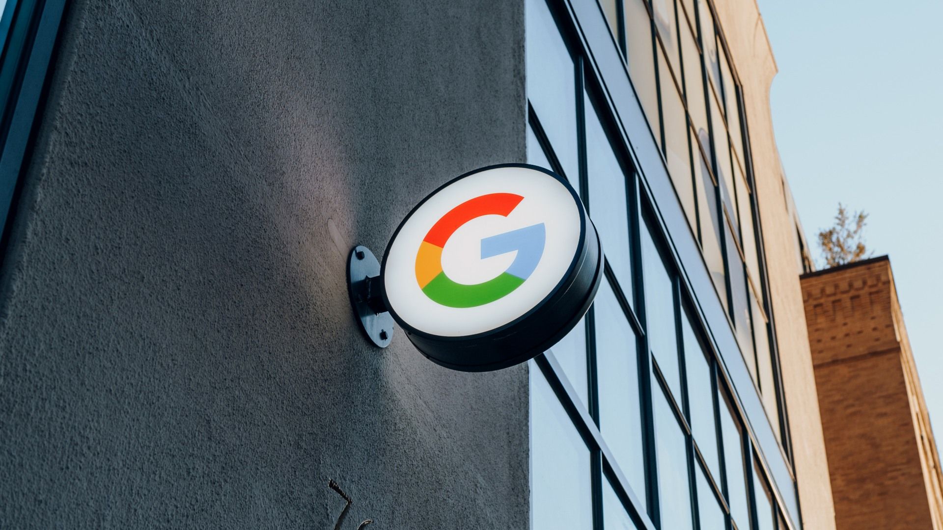 Buscador do Google libera versão totalmente alimentada por IA e com chat por voz
