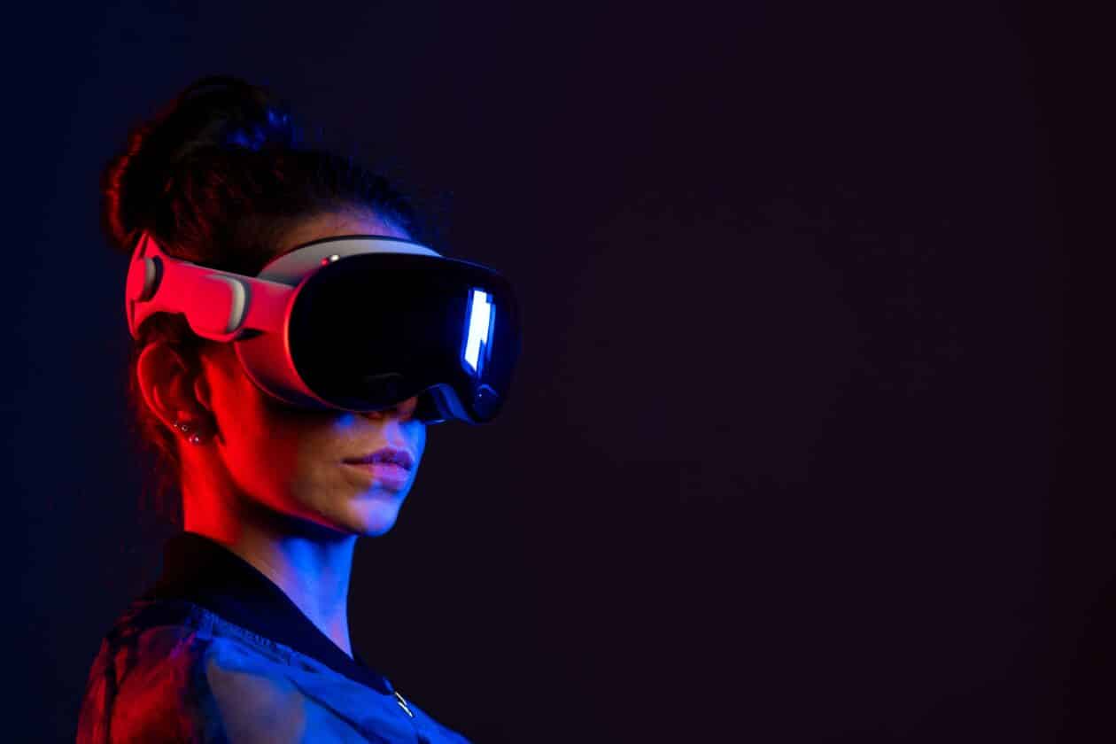 Acessibilidade: recurso do visionOS 3 permitirá rolagem em apps com os olhos, diz Bloomberg