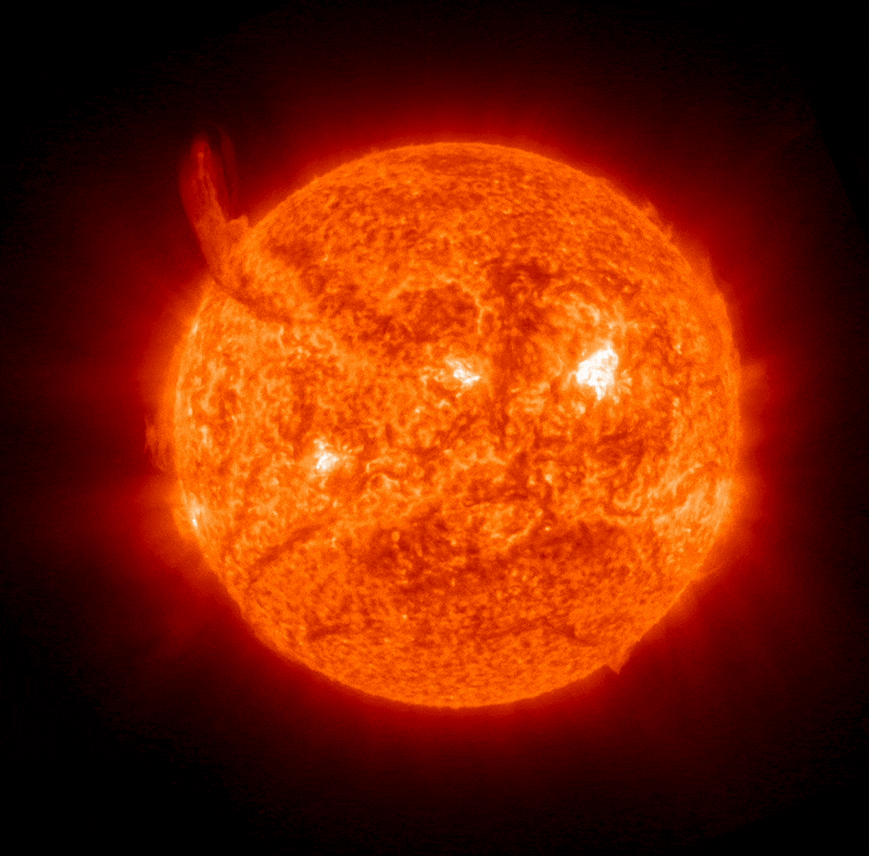 Imagem surpreendente de erupção solar massiva feita por satélite