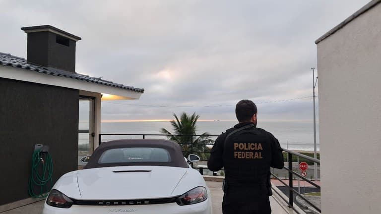 Megaoperação da PF desmantela quadrilhas com R$ 210 milhões em criptomoedas, imóveis e carros de Luxo