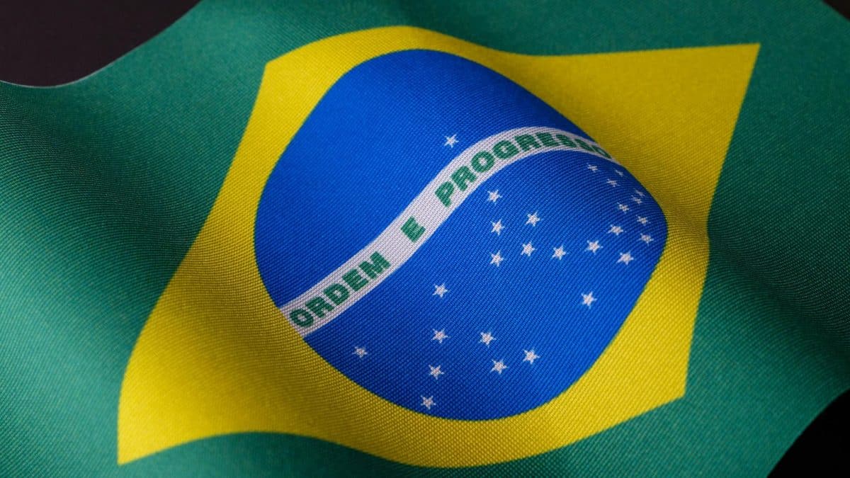 Volume de bitcoin supera do USDT no Brasil após alta mundial meteórica