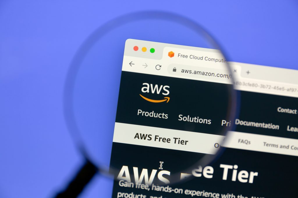 Amazon decepciona investidores com projeção de lucro abaixo do esperado