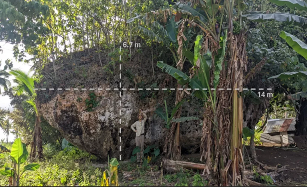 Geólogos descobrem enorme pedregulho carregado por tsunami há sete mil anos