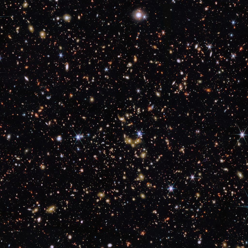 Imagem do telescópio James Webb reúne milhares de galáxias do Universo antigo