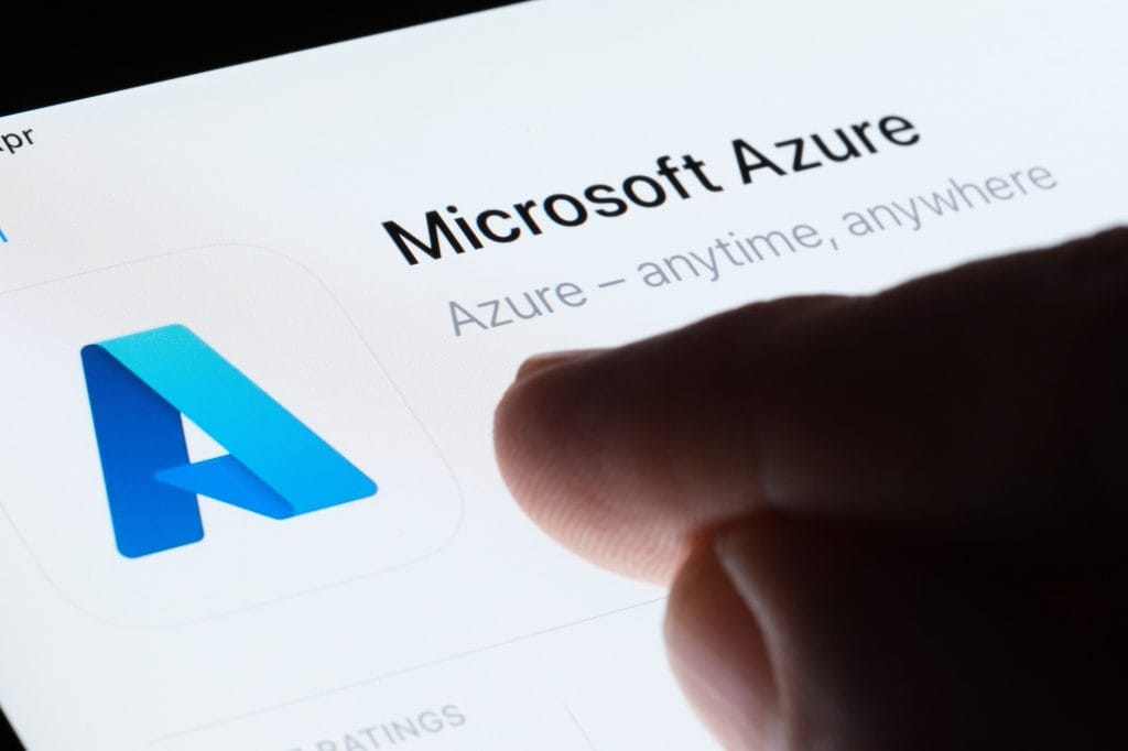 Adeus, ChatGPT? Microsoft está de olho no Grok, de Musk; entenda