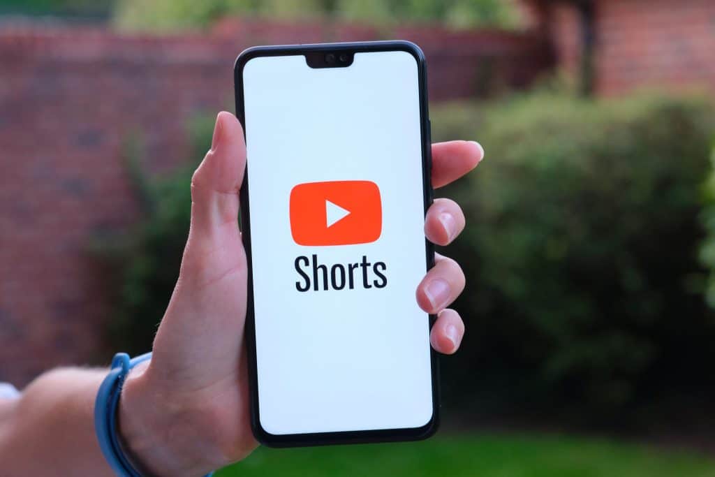 YouTube: plataforma corrige falha que impedia uploads de vídeos